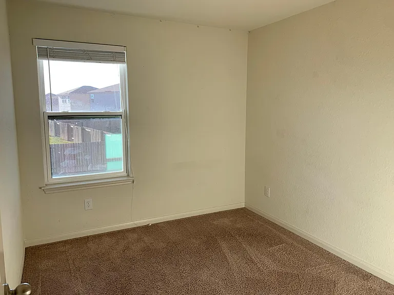 217 Denson Ln — Photo 22