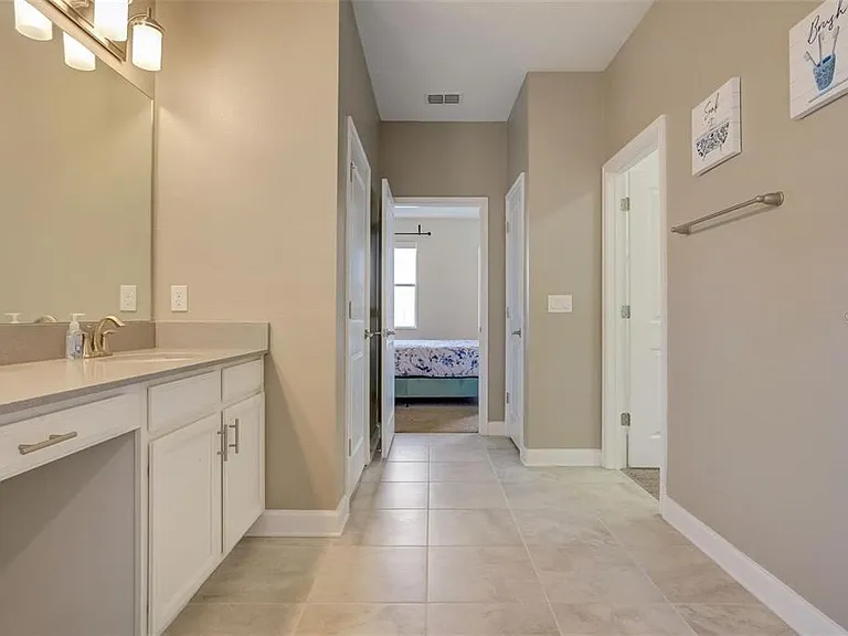 4693 Fairy Tale Cir — Photo 22