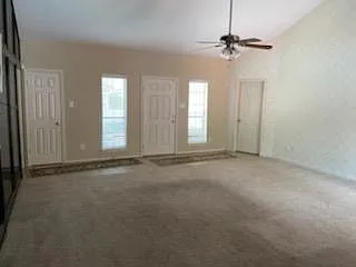 2017 Oakbluff Dr — Photo 4