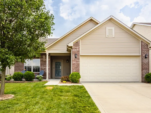 17183 Petersfield Ln, Westfield, IN 46074