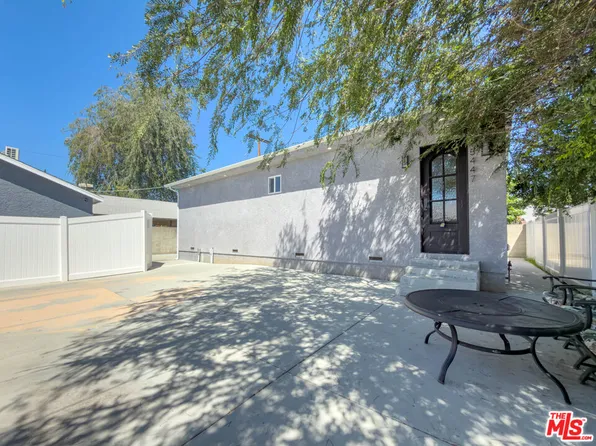15447 Septo St, Mission Hills, CA 91345