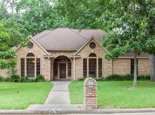 7911 17th Green Dr, Humble, TX 77346