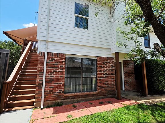 2nd image of 3009 Plumtree Ln