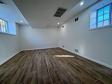 2nd image of 5457 Arthur Kill Rd #Basement