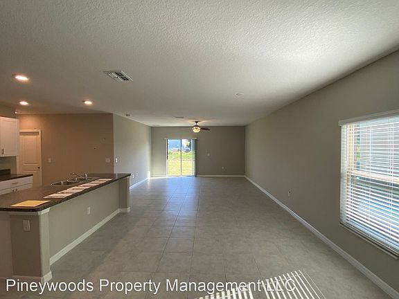 3rd image of 3716 Daisy Bloom Pl
