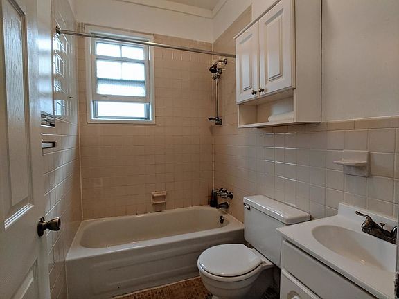 5th image of 62-02 62nd Ave #R2