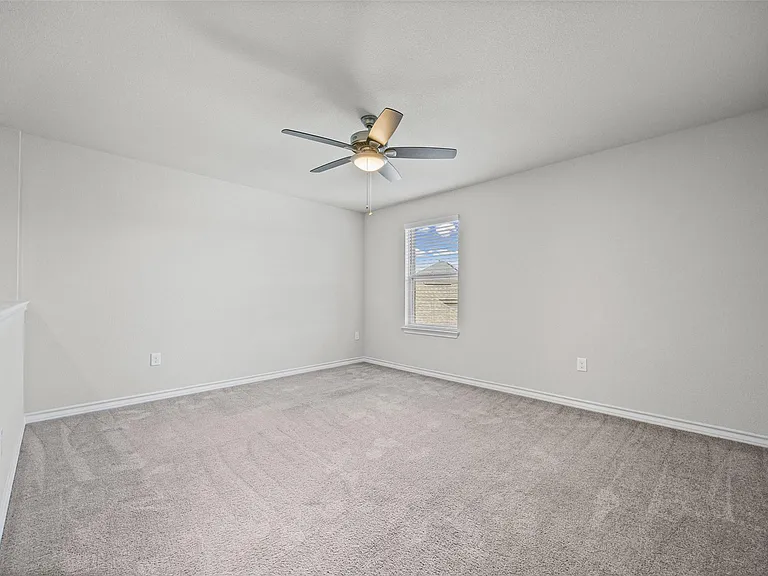 11924 Gilleland Ln — Photo 14