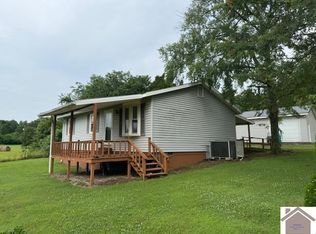 3415 Gilkey Ln, Hopkinsville, KY 42240