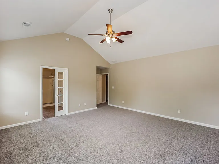 4617 Ravenwood Loop — Photo 10