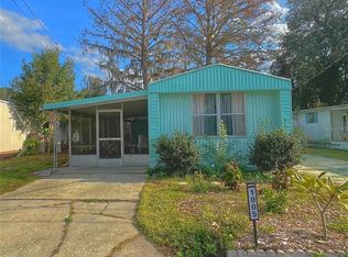 1005 Oakland St, Tavares, FL 32778