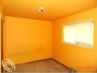 4th image of 1401 Harry St