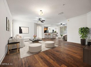 4480 Deerwood Lake Pkwy UNIT 422, Jacksonville, FL 32216