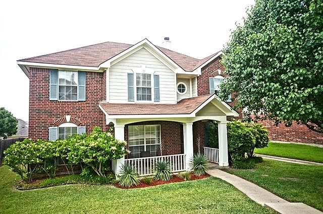1st image of 2215 Elm Falls Pl