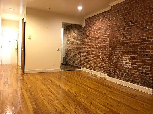 Rented by Mauro Bros Real Estate Services LLC | media 17