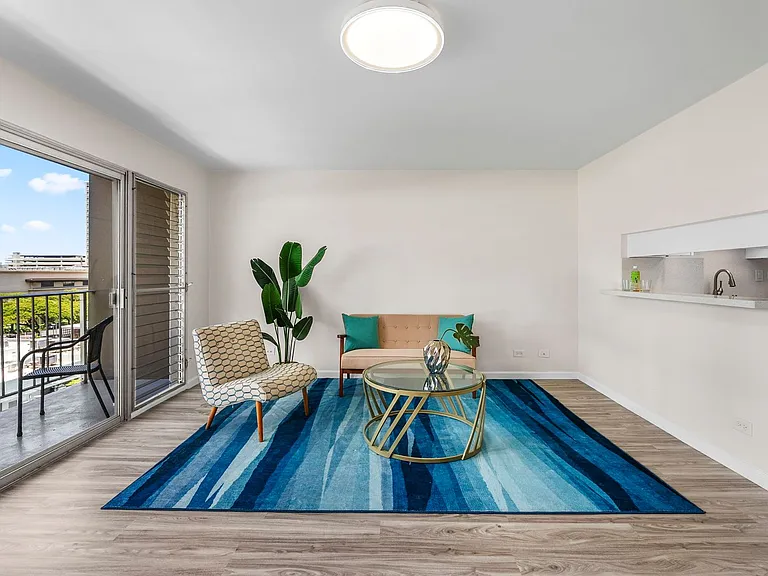 731 Amana St #703 — Photo 6