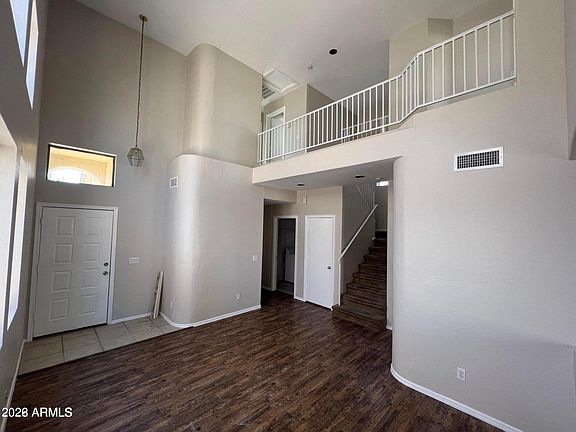 4th image of 1822 N 106th Avenue