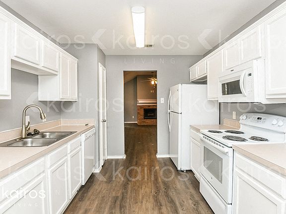 4th image of 3031 Casa Bella Dr