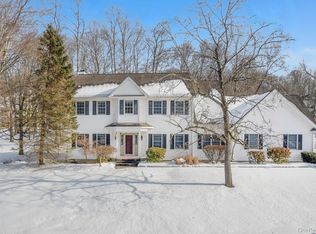 9 Trotter Lane, Poughkeepsie, NY 12603