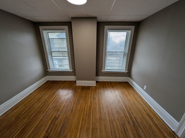 29 Strathallan Park APT 6