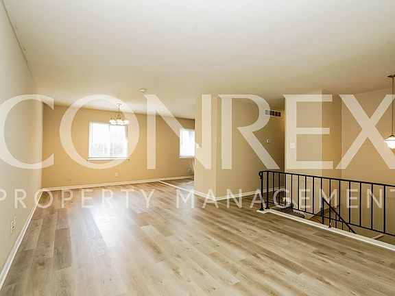 5th image of 3108 N Acoma Dr
