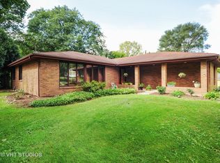 813 Area St, McHenry, IL 60051