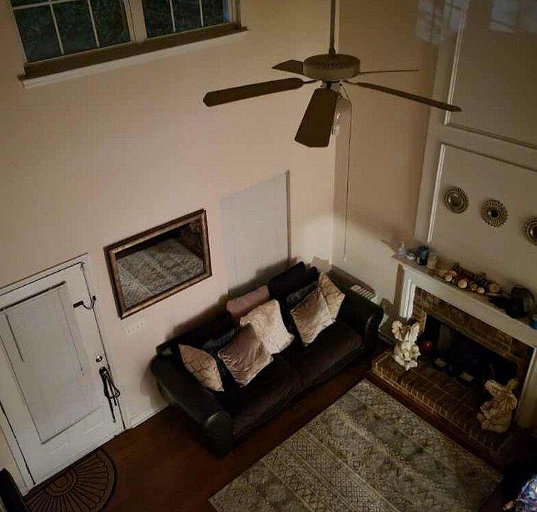 2nd image of 4624 Dolwick Dr