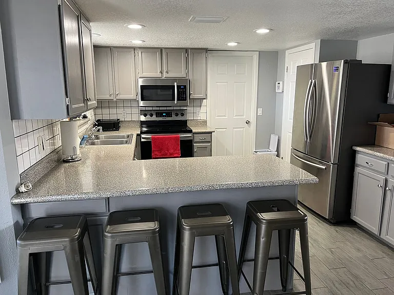 131 Voyager Ln — Photo 8