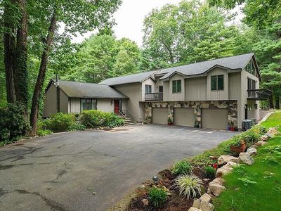 1 Friendship Ln, Lynnfield, MA, 01940