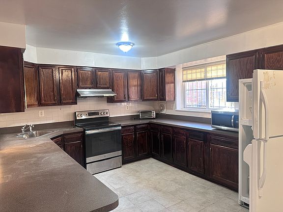 3rd image of 1544 N 13th St