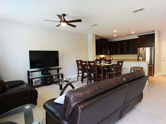 4th image of 672 Hopemore Pl
