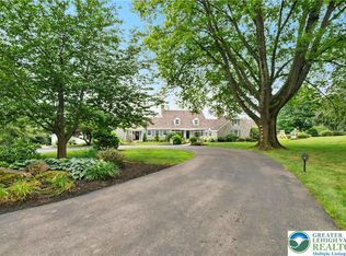 2458 Riverbend Rd, Allentown, PA 18103