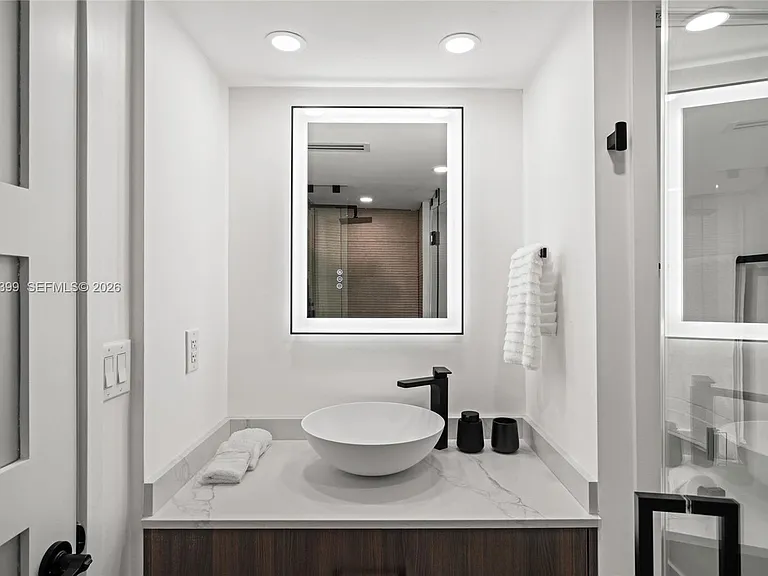 5701 Collins Ave #503 — Photo 26