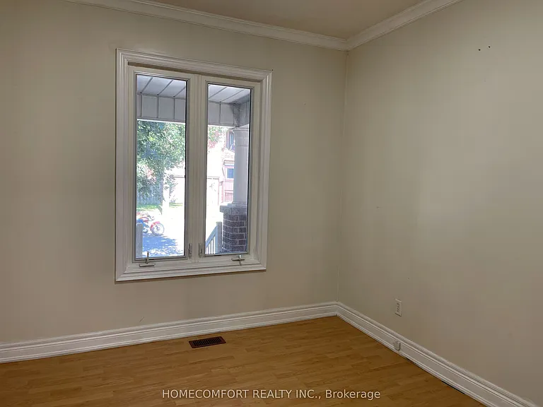83 Hounslow Heath Rd #MAIN — Photo 14