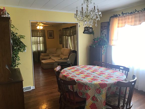 Dining Room/Living Room