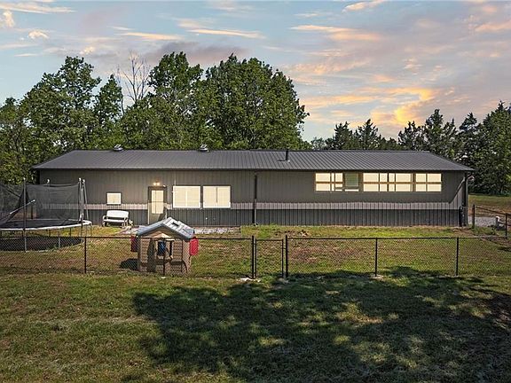 2nd image of 26865 New Lawrence Dr