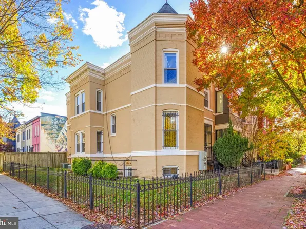 833 10th St NE, Washington, DC 20002