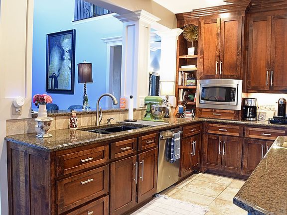 5th image of 1905 Wellington Village Rd