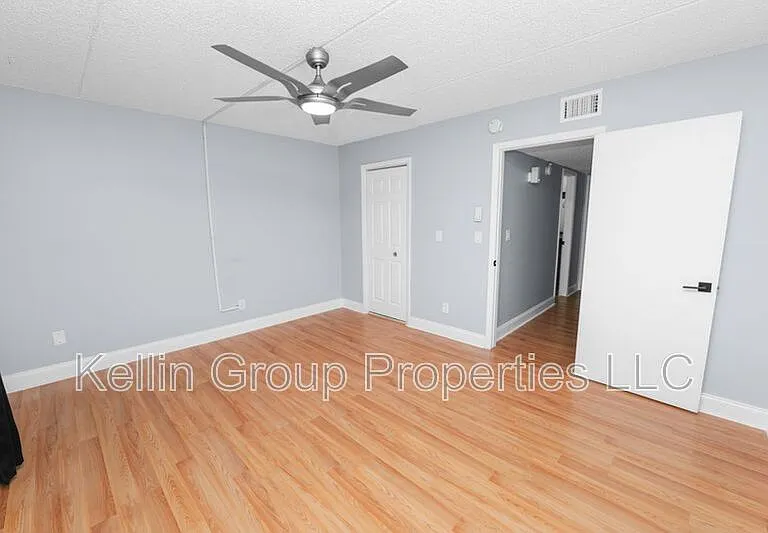 2862 Somerset Park Dr — Photo 19
