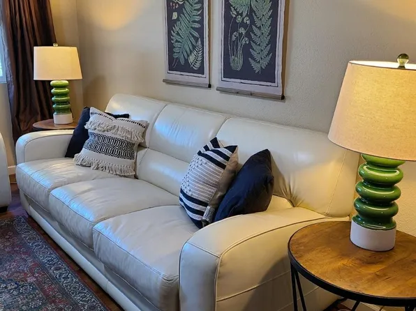 1655 Bramble Pl, Redding, CA