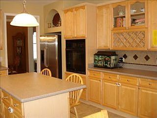 3rd image of 90 E Benton Ct