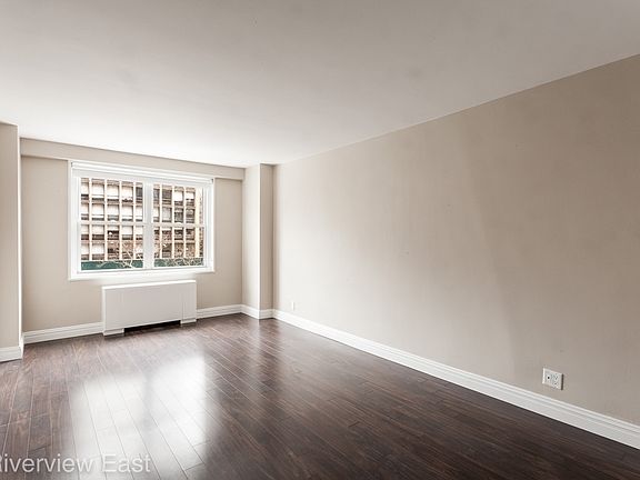 3rd image of 251 E 32nd St #4E