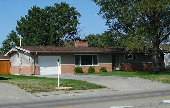 1st image of 2613 W A St