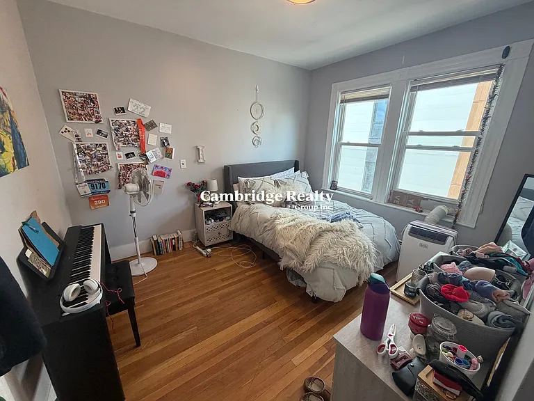 9-11 Houghton St #3 — Photo 8