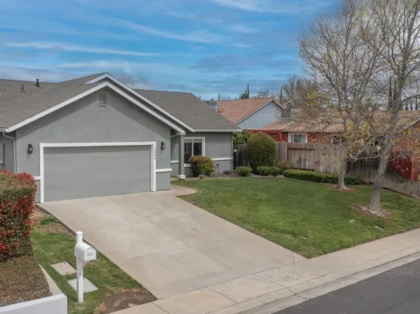 1809 Red Pine Dr, Modesto, CA 95351
