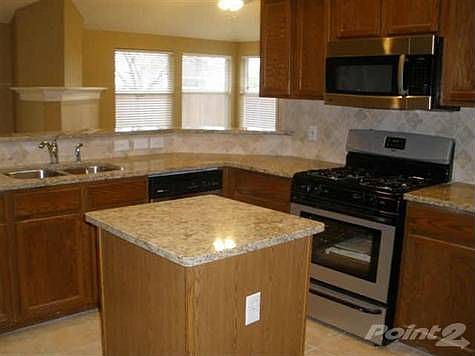 2nd image of 1700 Redwood Dr