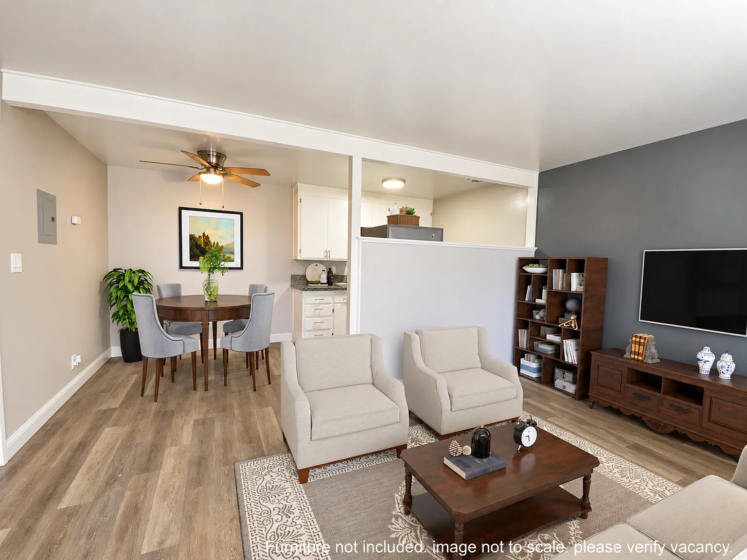 The Brentwood Apartments — Photo 3
