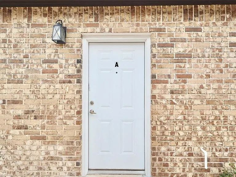 2904 E Israel Ave #A — Photo 12