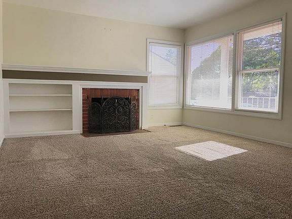 Living Room with Fireplace