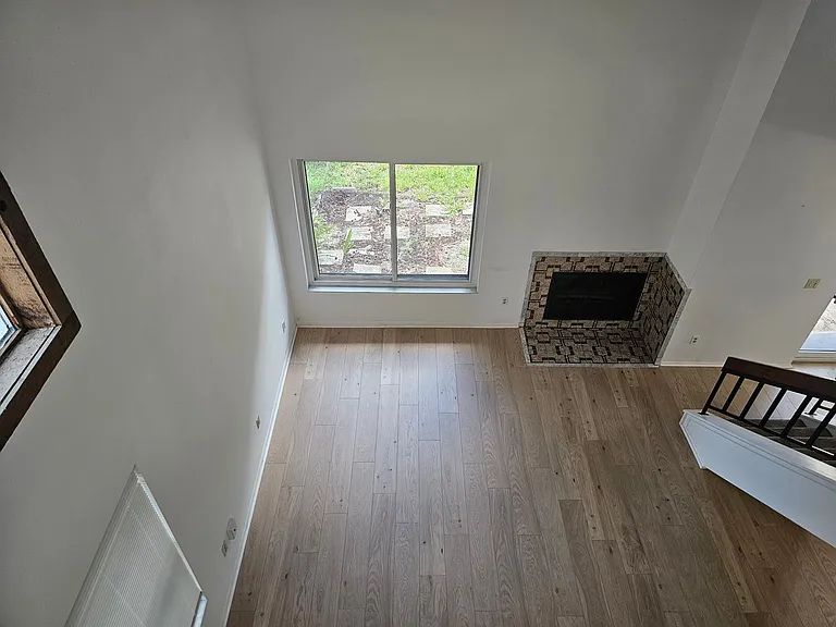 105 Keith Ct — Photo 13
