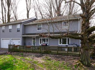 598 Randolph Rd, Mogadore, OH 44260
